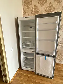 Kirayə verilir 2 otaqlı mənzil 120 m²