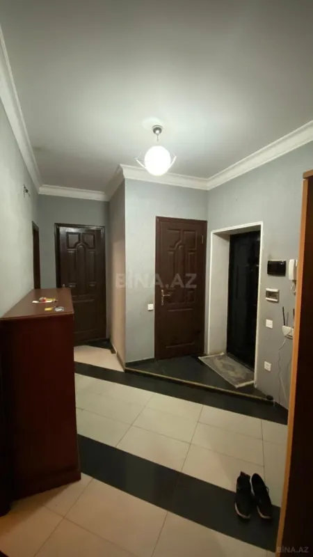 Kirayə verilir 2 otaqlı mənzil 80 m²