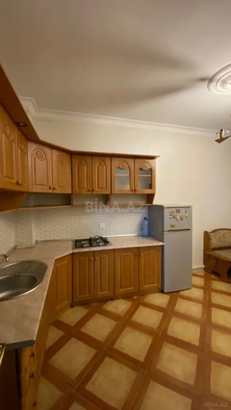 Kirayə verilir 2 otaqlı mənzil 80 m²