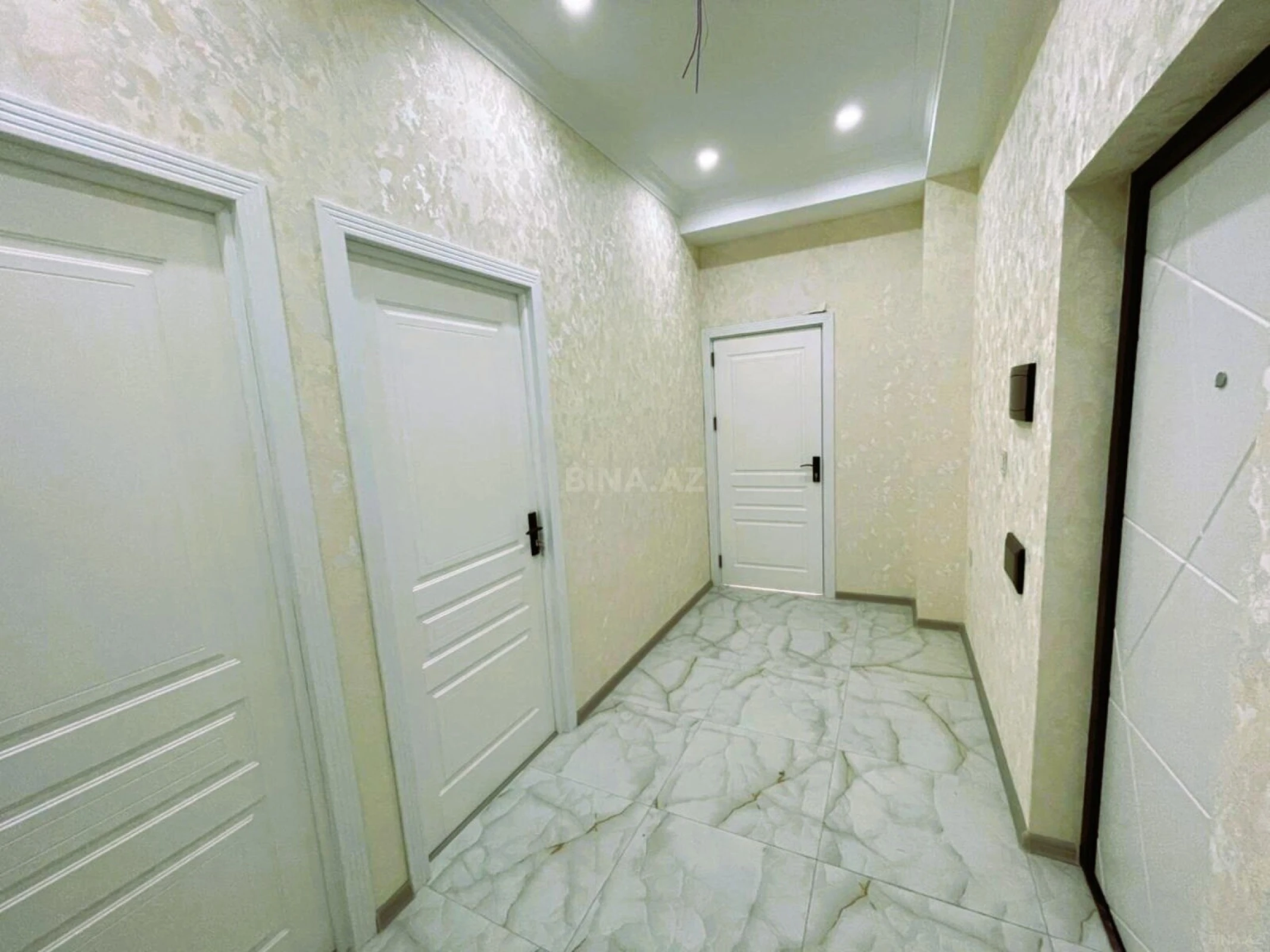 Satılır 3 otaqlı mənzil 85 m²