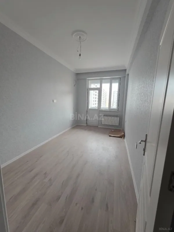 Satılır 2 otaqlı mənzil 86 m²