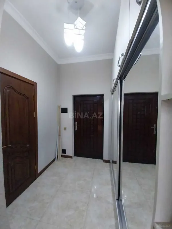 Satılır 2 otaqlı mənzil 58 m²