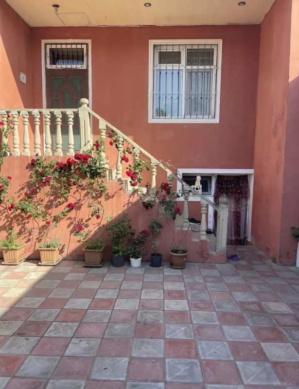 Kirayə verilir 3 otaqlı həyət evi 120 m²