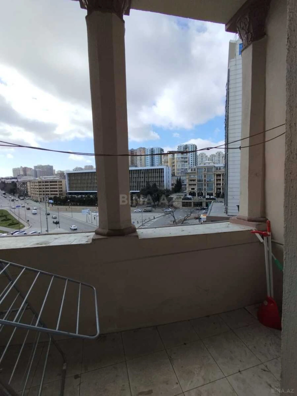 Satılır 3 otaqlı mənzil 75 m²