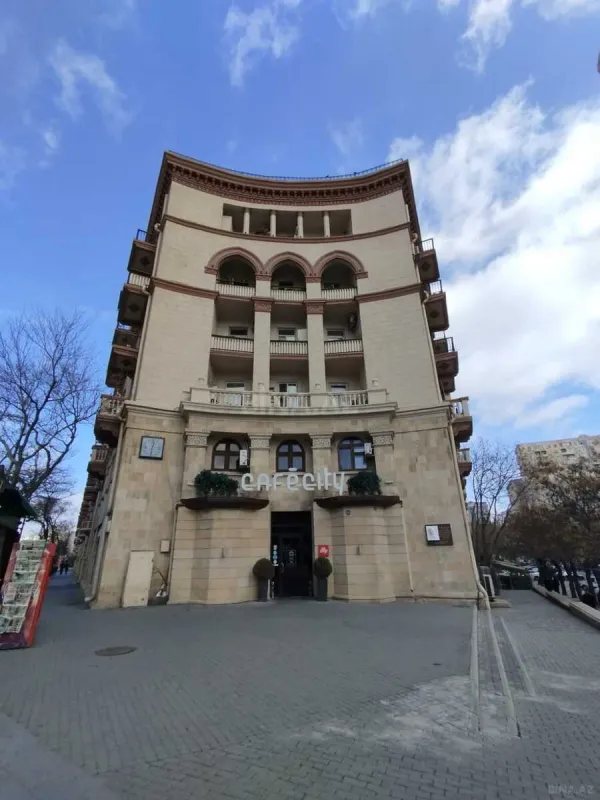 Satılır 3 otaqlı mənzil 75 m²