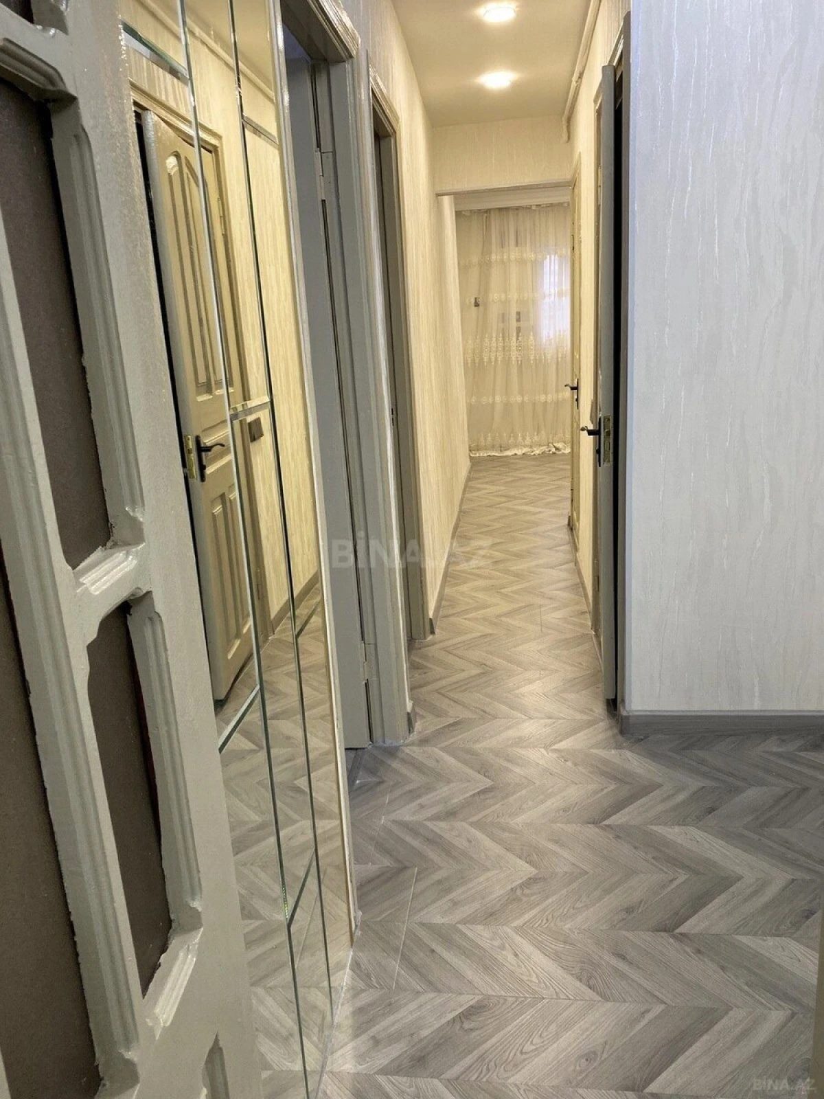 Satılır 3 otaqlı mənzil 70 m²
