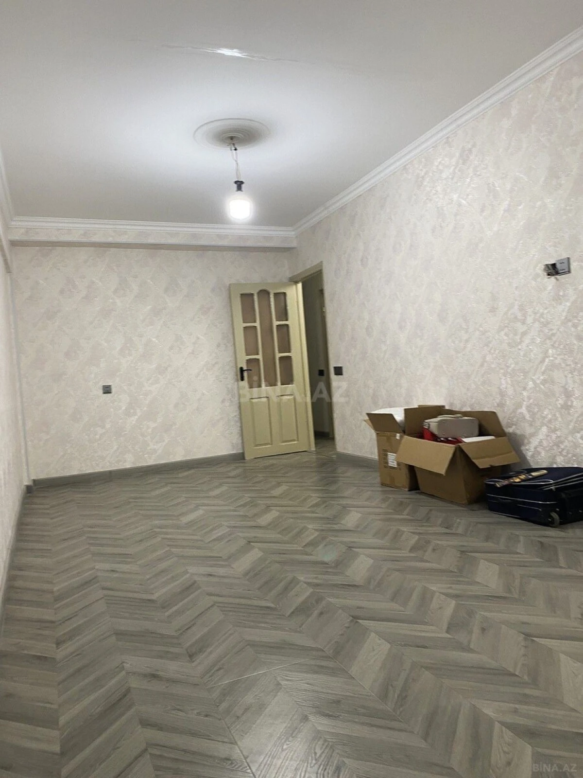 Satılır 3 otaqlı mənzil 70 m²