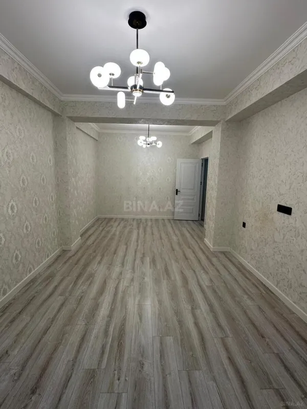 Satılır 2 otaqlı mənzil 71 m²
