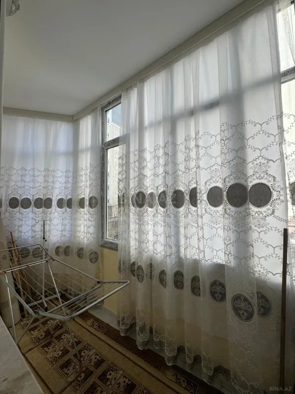 Satılır 3 otaqlı mənzil 105 m²