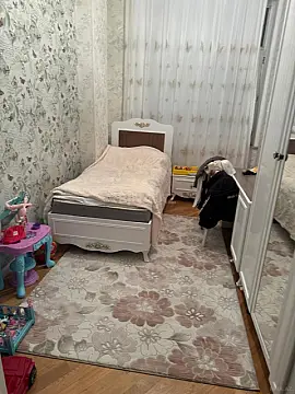 Satılır 3 otaqlı mənzil 105 m²