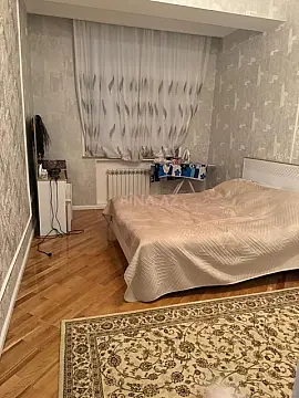 Satılır 3 otaqlı mənzil 105 m²