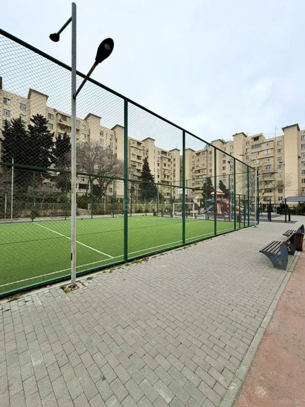 Satılır 2 otaqlı mənzil 60 m²