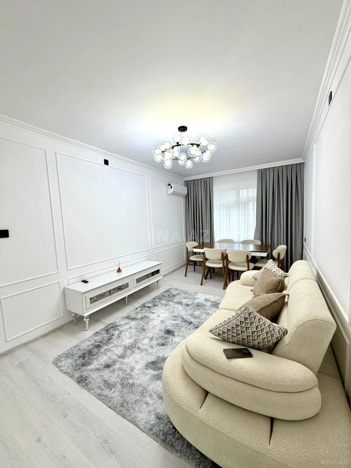 Satılır 2 otaqlı mənzil 60 m²