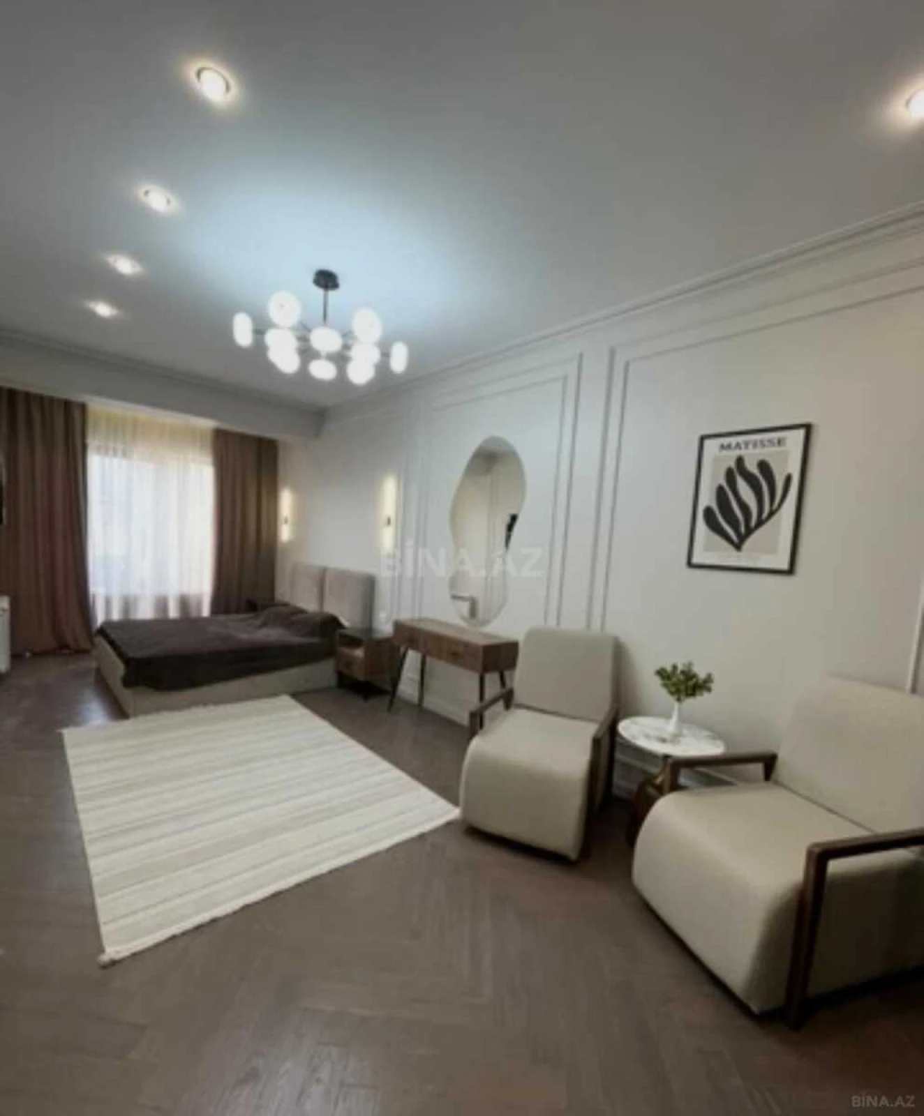 Kirayə verilir 2 otaqlı mənzil 90 m²