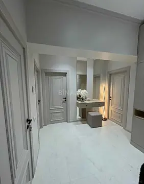 Kirayə verilir 2 otaqlı mənzil 90 m²