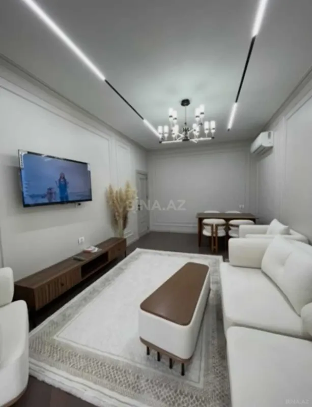 Kirayə verilir 2 otaqlı mənzil 90 m²