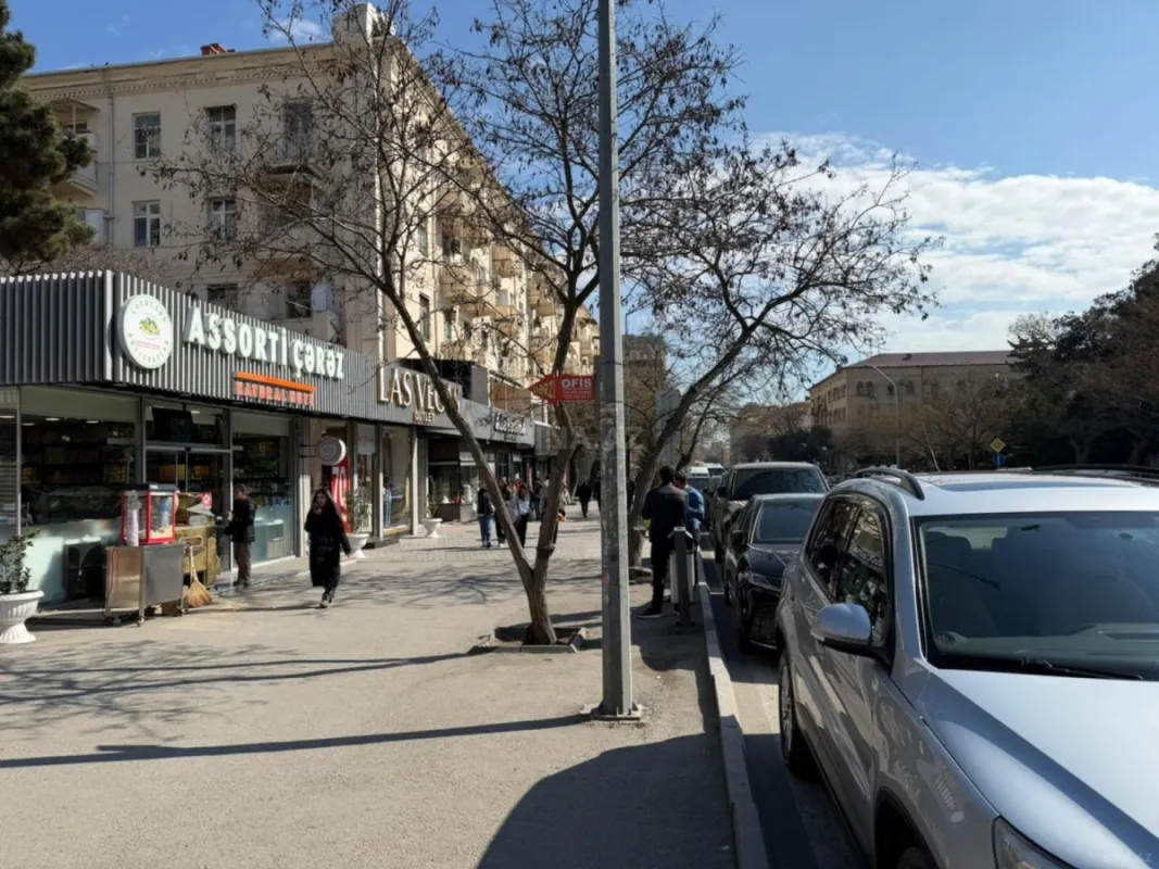 Kirayə verilir obyekt 100 m²