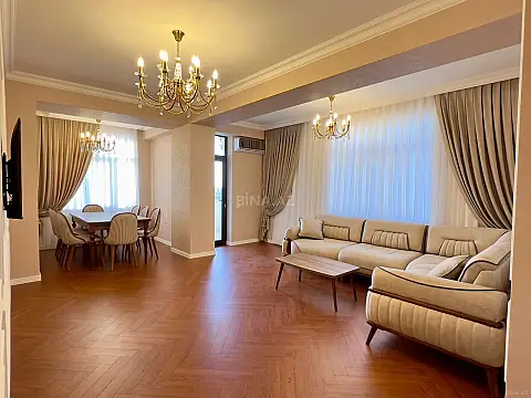 Satılır 3 otaqlı mənzil 133 m² — Bakı 3 otaq 133.00 m²