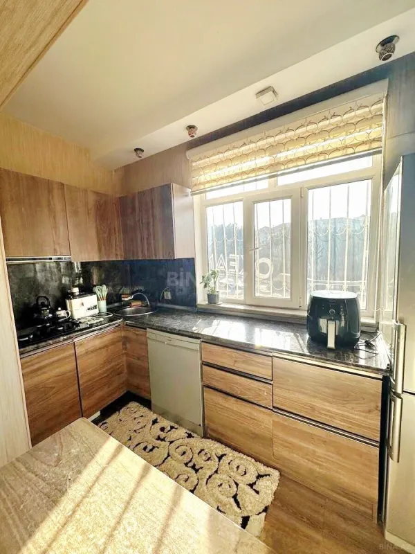 Satılır 3 otaqlı mənzil 65 m²