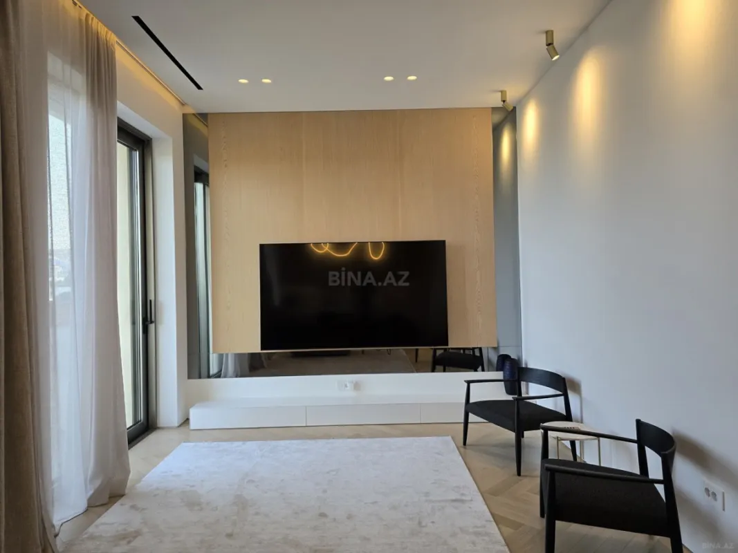 Satılır 2 otaqlı mənzil 85 m²