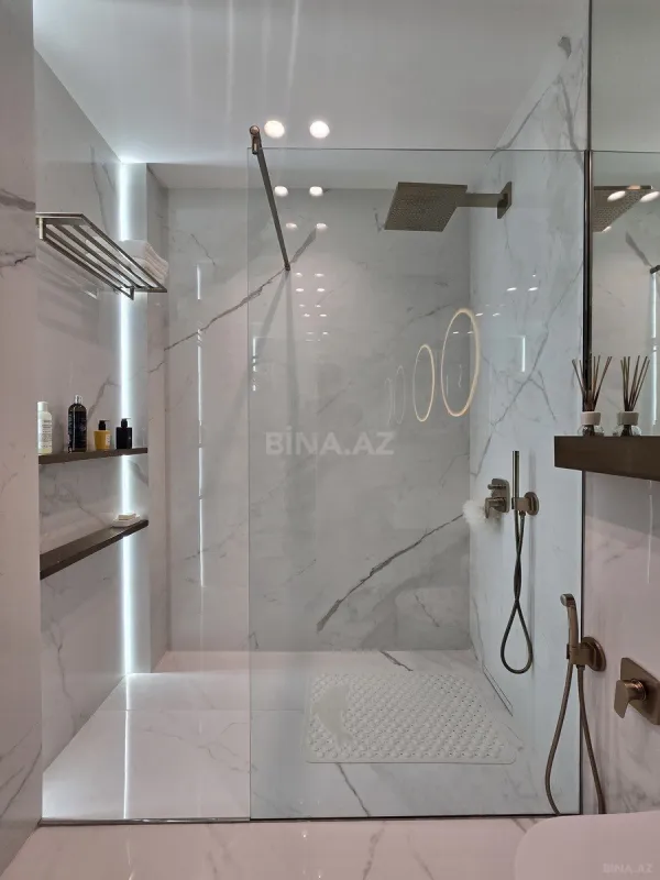 Satılır 2 otaqlı mənzil 85 m²