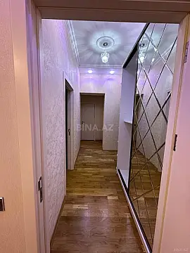 Satılır 2 otaqlı mənzil 70.5 m²