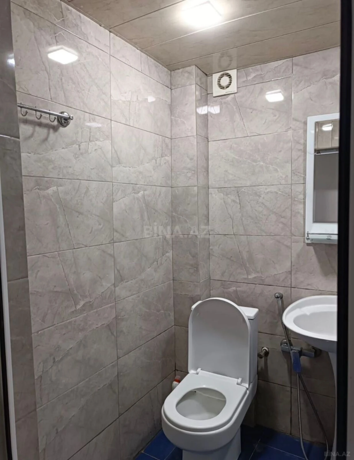 Satılır 2 otaqlı mənzil 45 m²