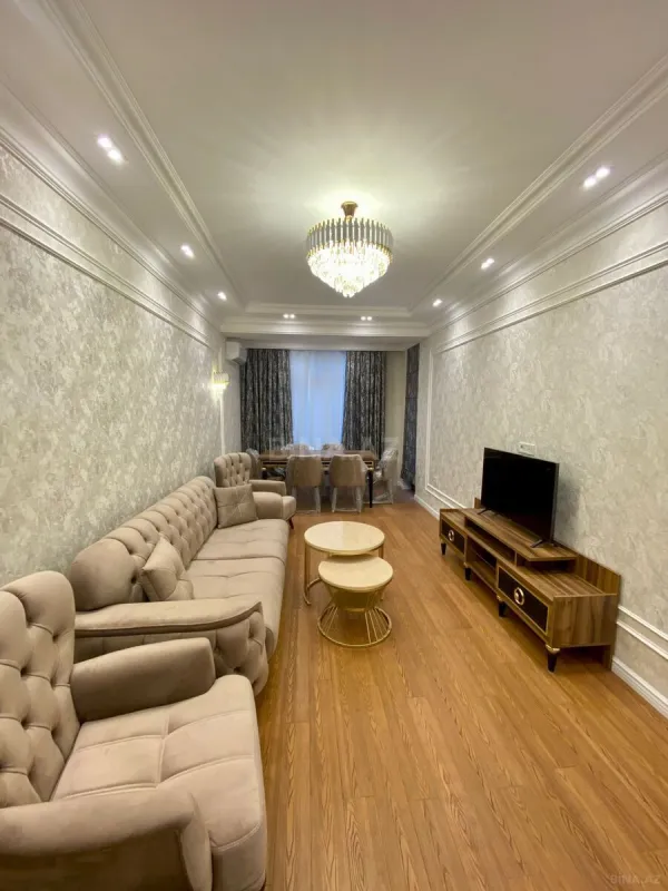 Kirayə verilir 2 otaqlı mənzil 87 m²
