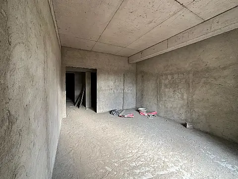 Satılır 3 otaqlı mənzil 115 m²