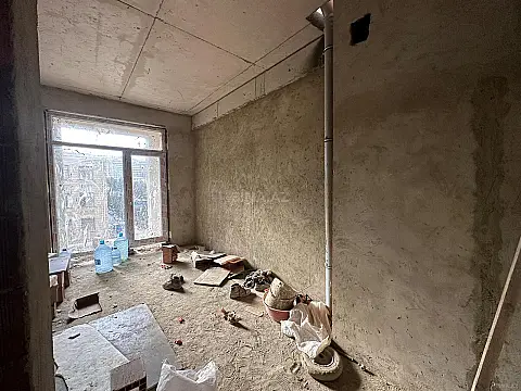 Satılır 3 otaqlı mənzil 115 m²