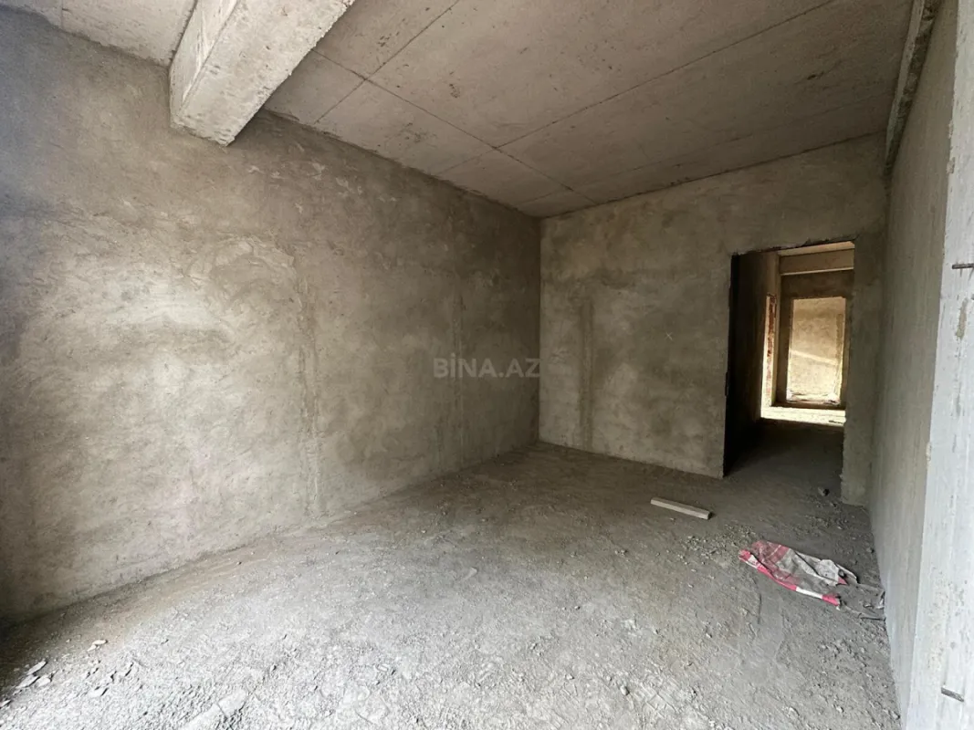 Satılır 3 otaqlı mənzil 115 m²