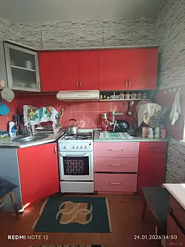 Satılır 5 otaqlı həyət evi 140 m²