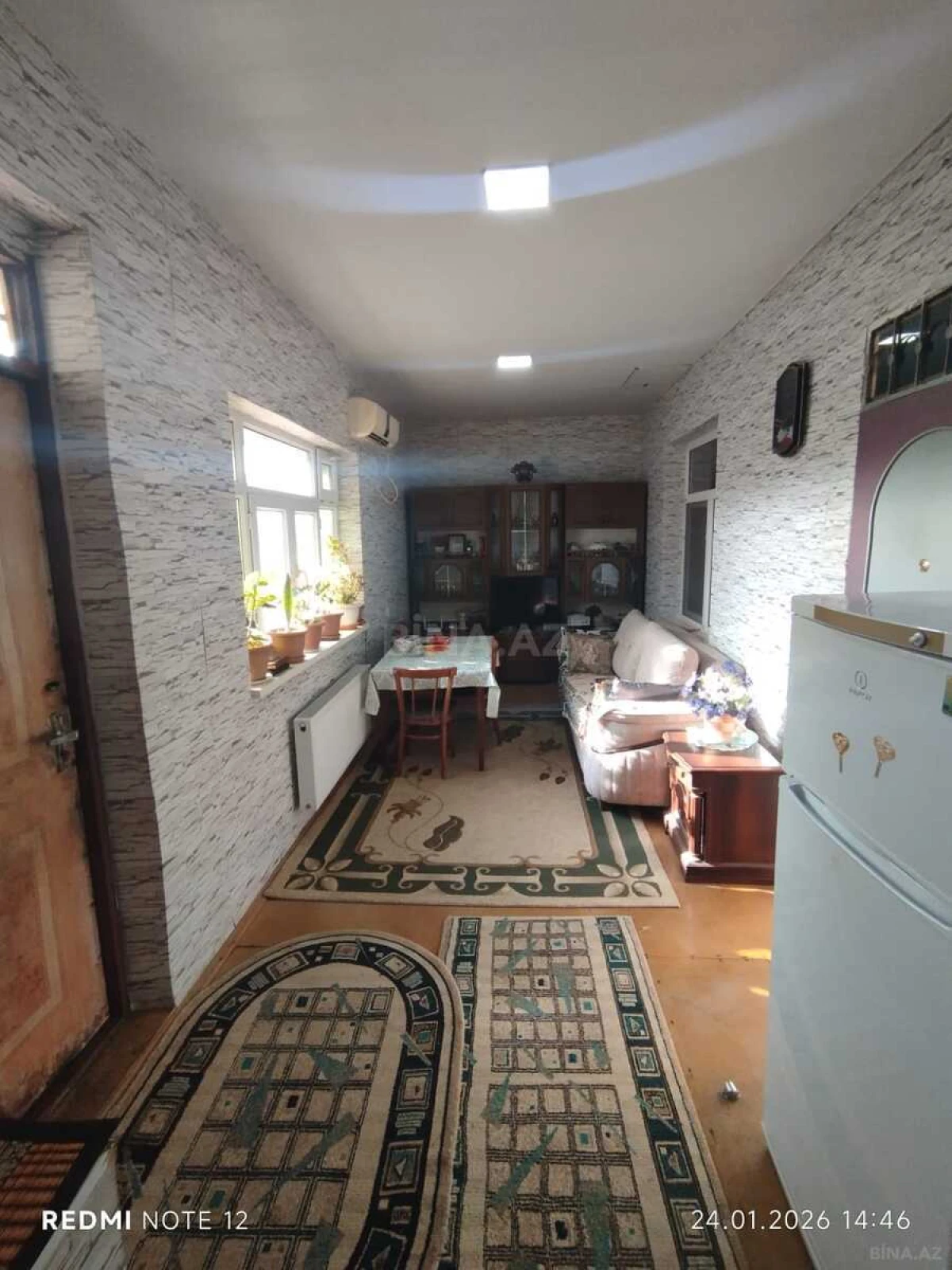 Satılır 5 otaqlı həyət evi 140 m²