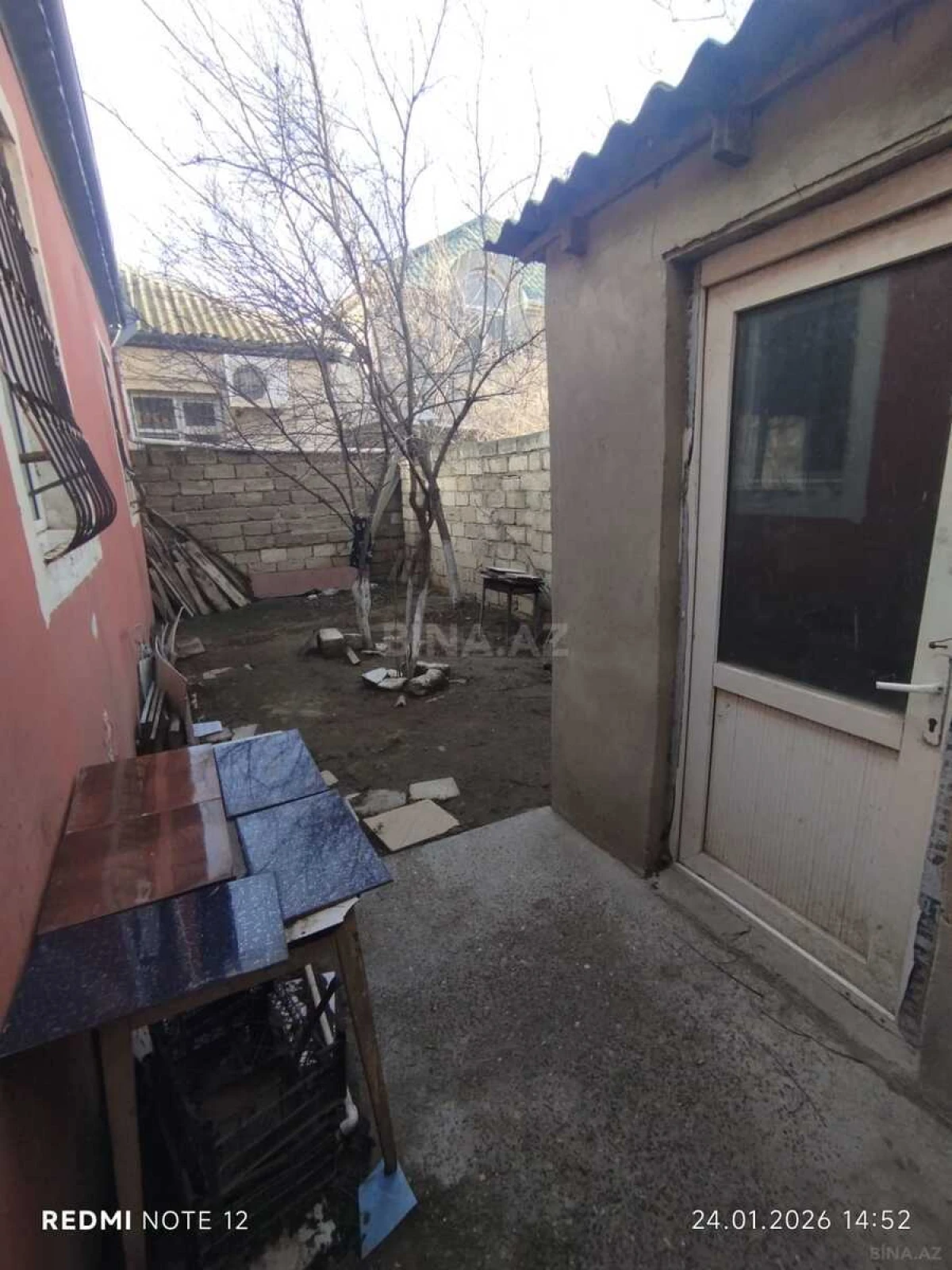 Satılır 5 otaqlı həyət evi 140 m²