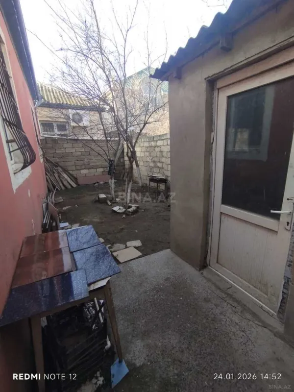 Satılır 5 otaqlı həyət evi 140 m²