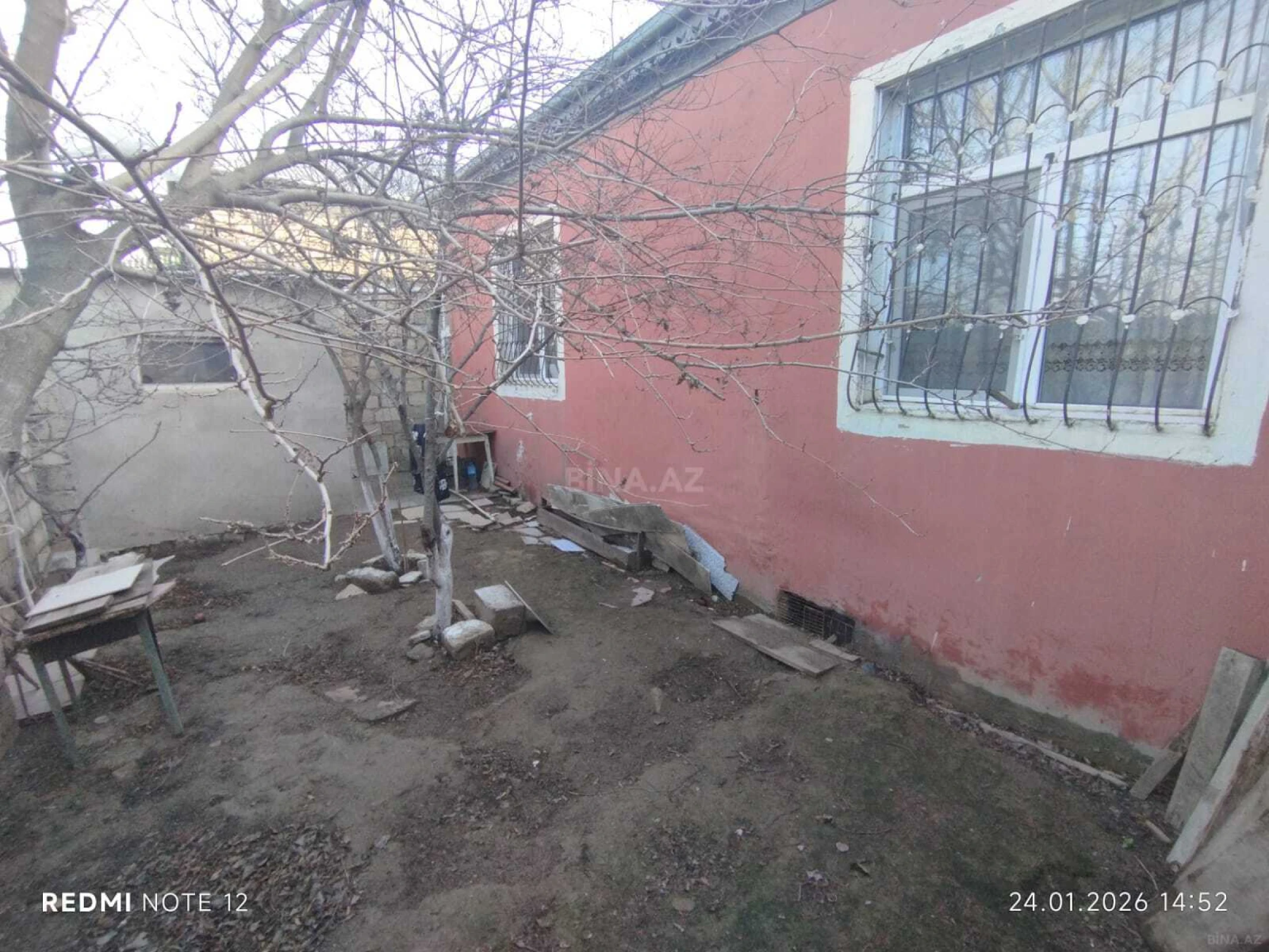 Satılır 5 otaqlı həyət evi 140 m²