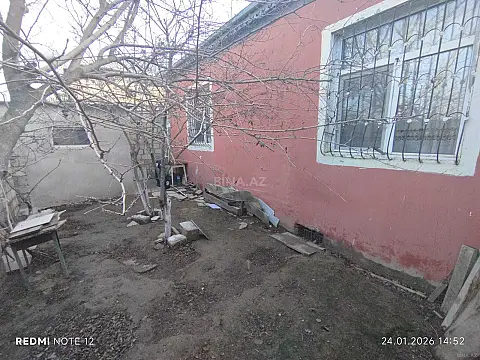 Satılır 5 otaqlı həyət evi 140 m²