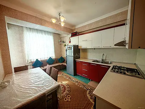 Satılır 1 otaqlı mənzil 50 m²