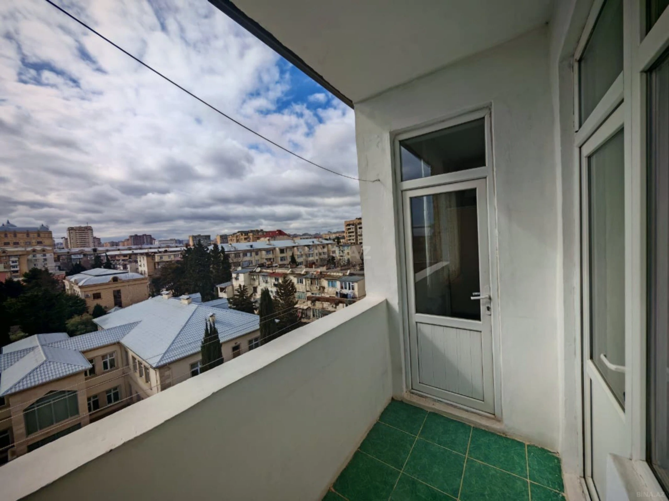 Satılır 1 otaqlı mənzil 50 m²