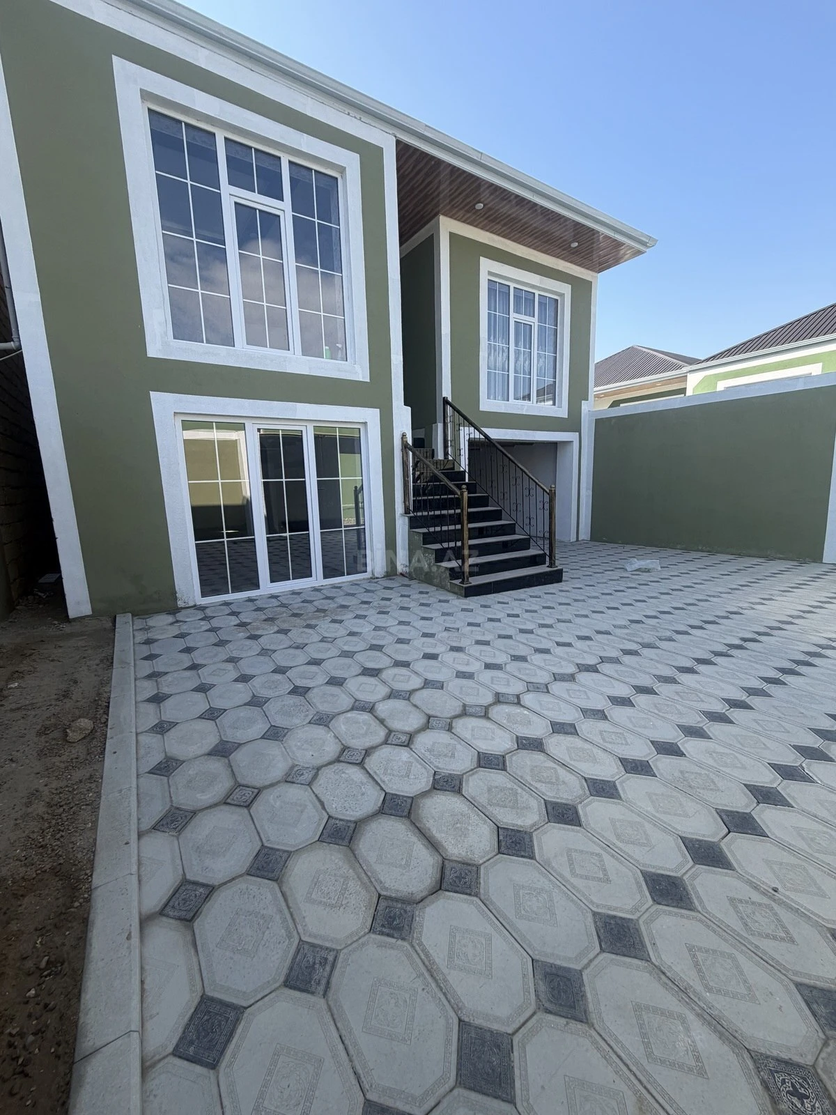 Satılır 4 otaqlı həyət evi 100 m²