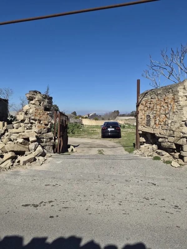 Satılır torpaq sahəsi 12 m²