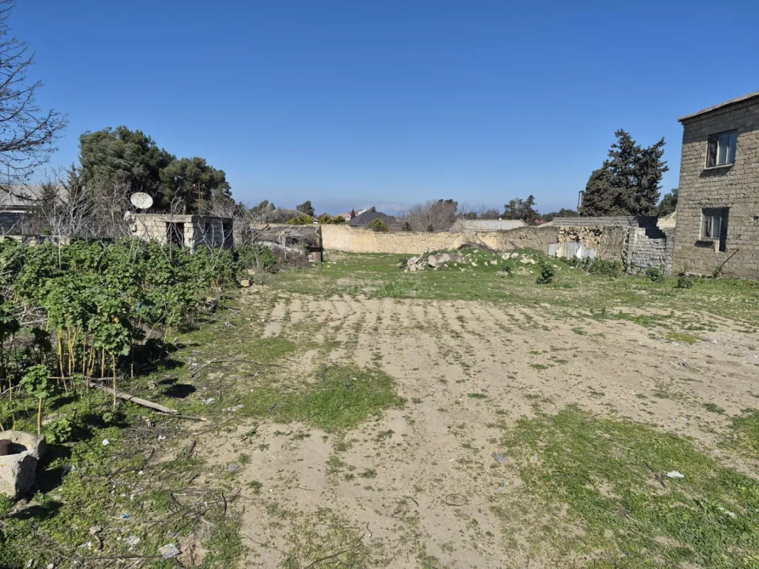 Satılır torpaq sahəsi 12 m²