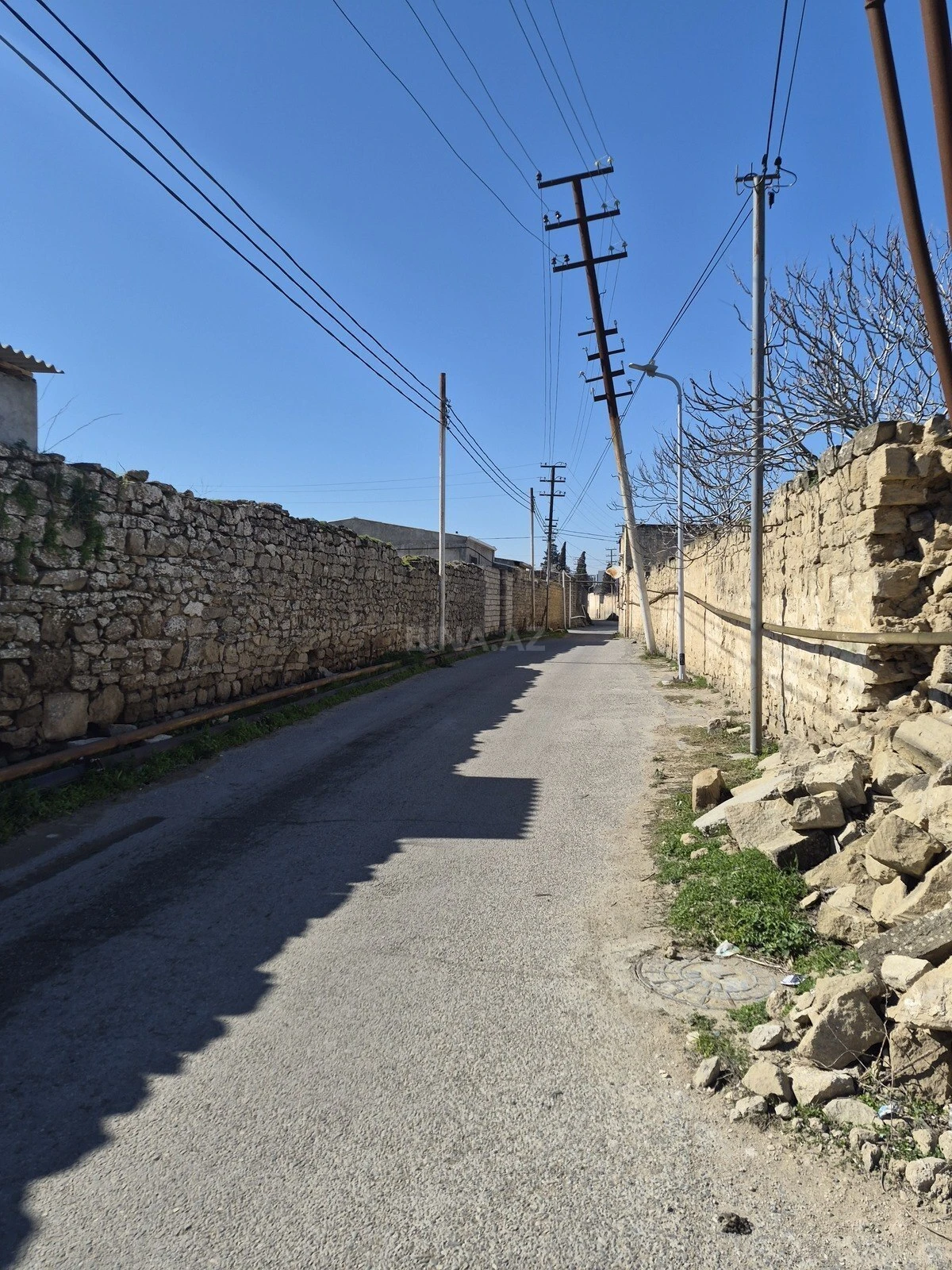 Satılır torpaq sahəsi 12 m²