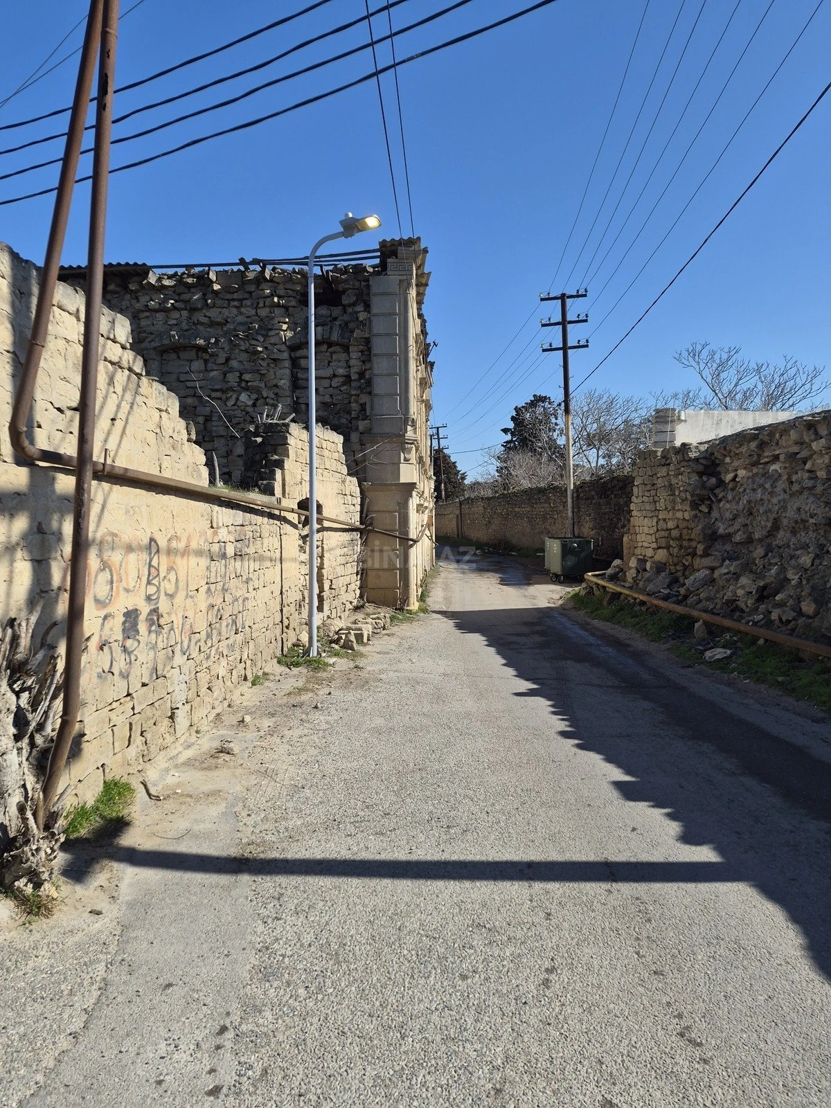 Satılır torpaq sahəsi 12 m²