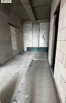 Satılır 4 otaqlı mənzil 220 m²