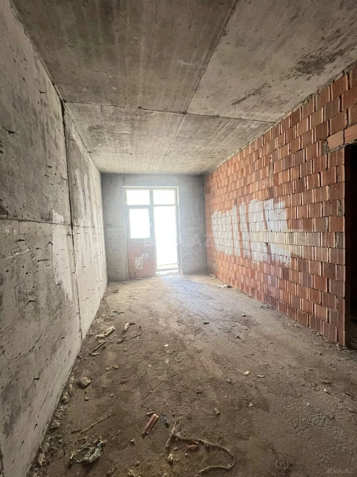 Satılır 2 otaqlı mənzil 55 m²