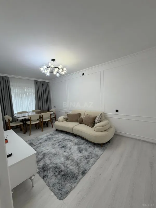 Satılır 2 otaqlı mənzil 60 m²