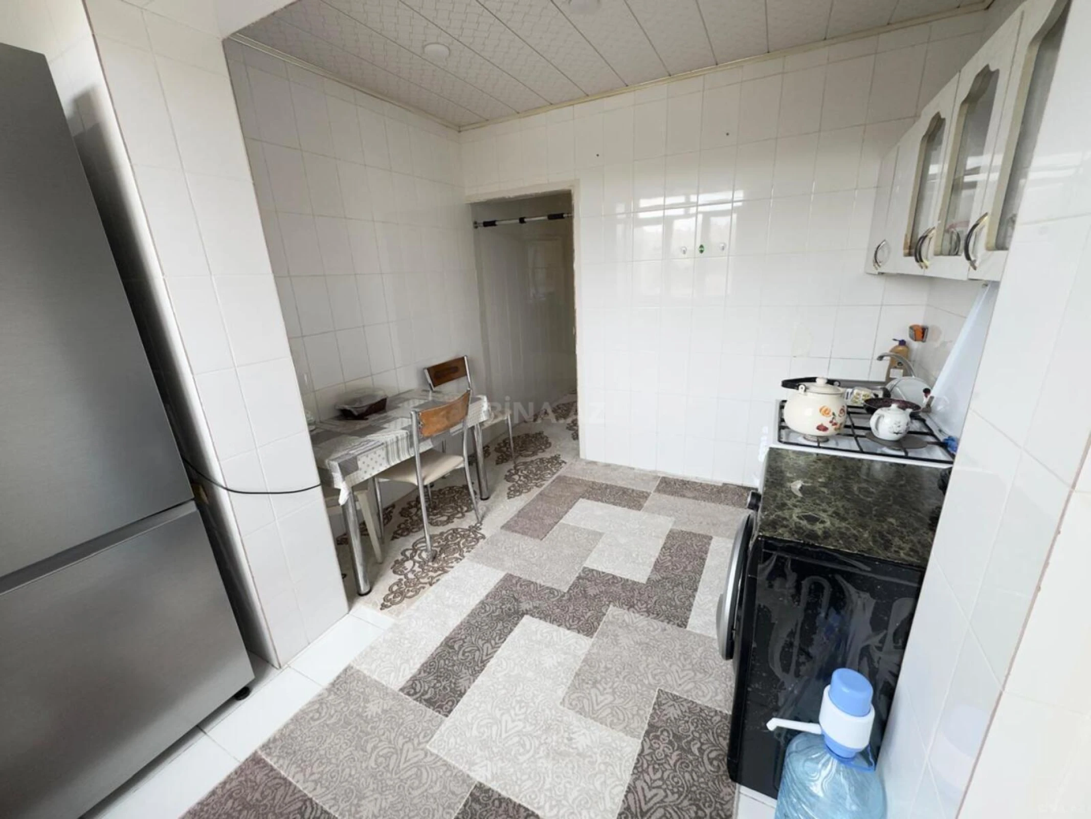 Satılır 4 otaqlı mənzil 95 m²