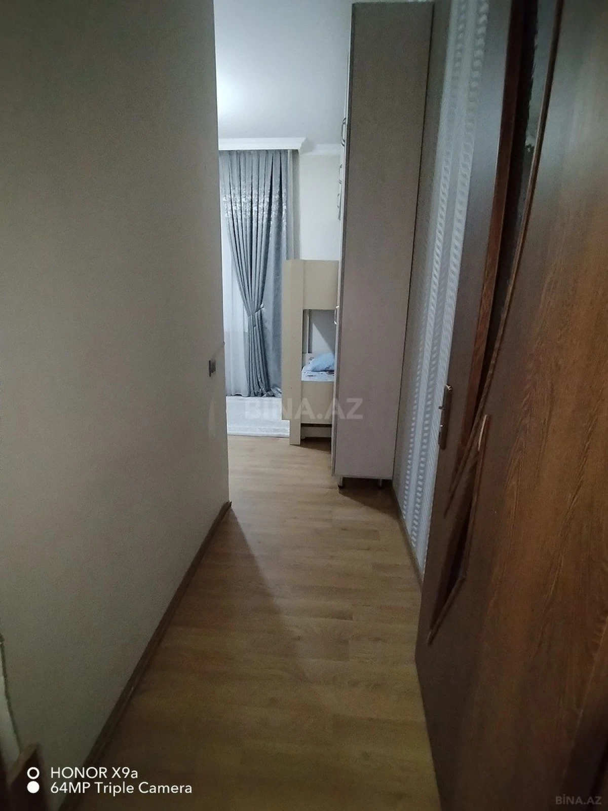 Satılır 2 otaqlı mənzil 63 m²