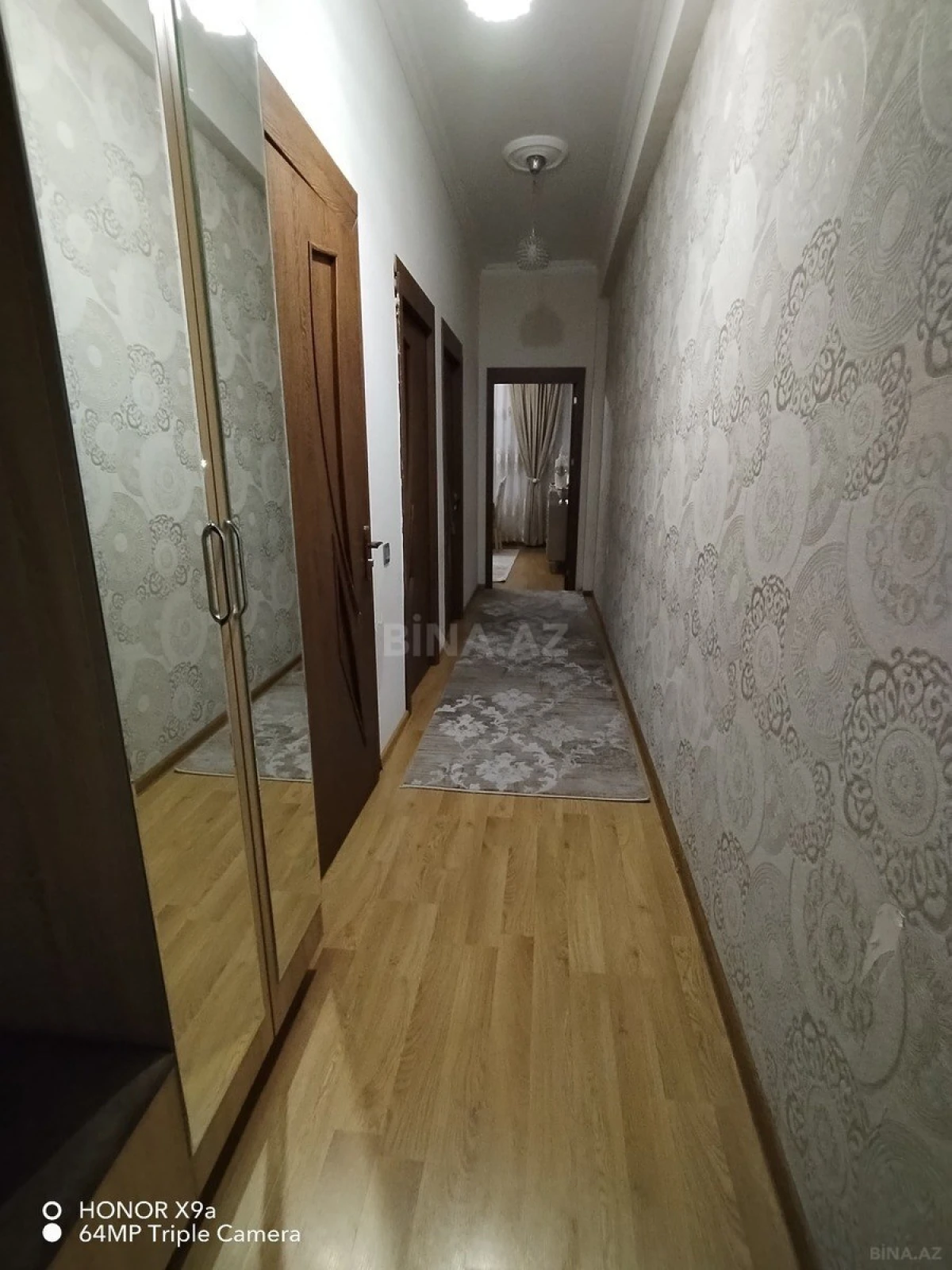 Satılır 2 otaqlı mənzil 63 m²